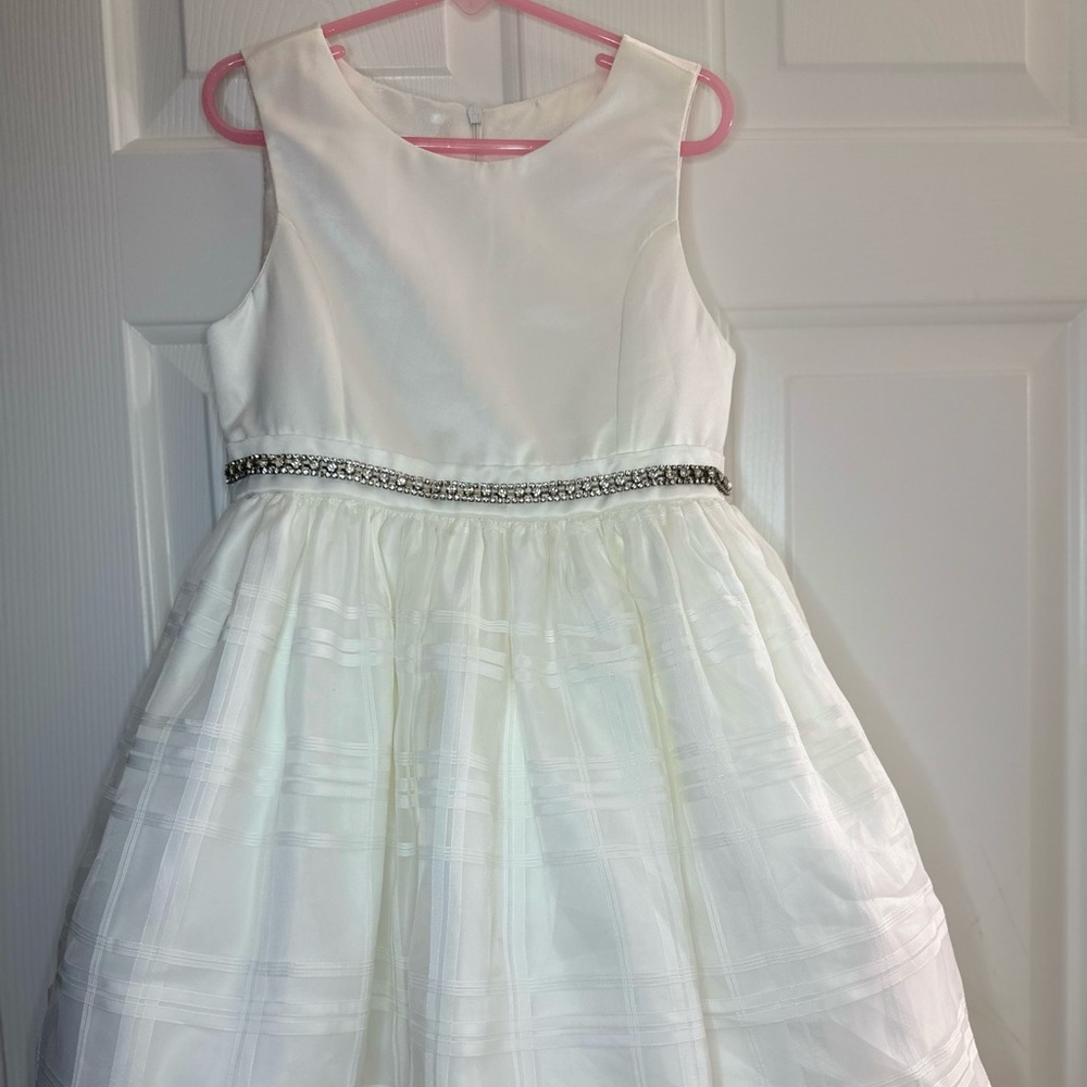 Elegant White Kids Dress with Embellished Waist - Wedding/Flower Girl/Christmas